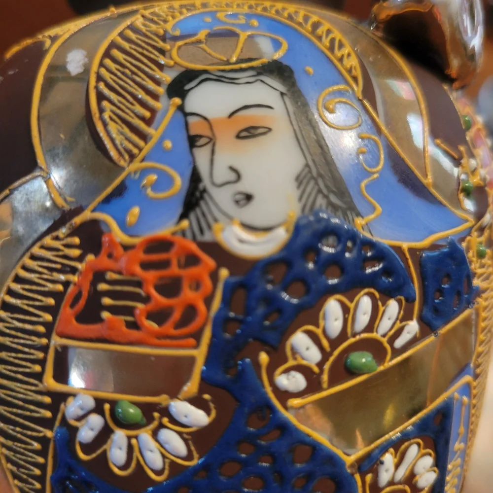 Vintage Japan Moriage Style Dragonware Vase ~ Unique & Pretty